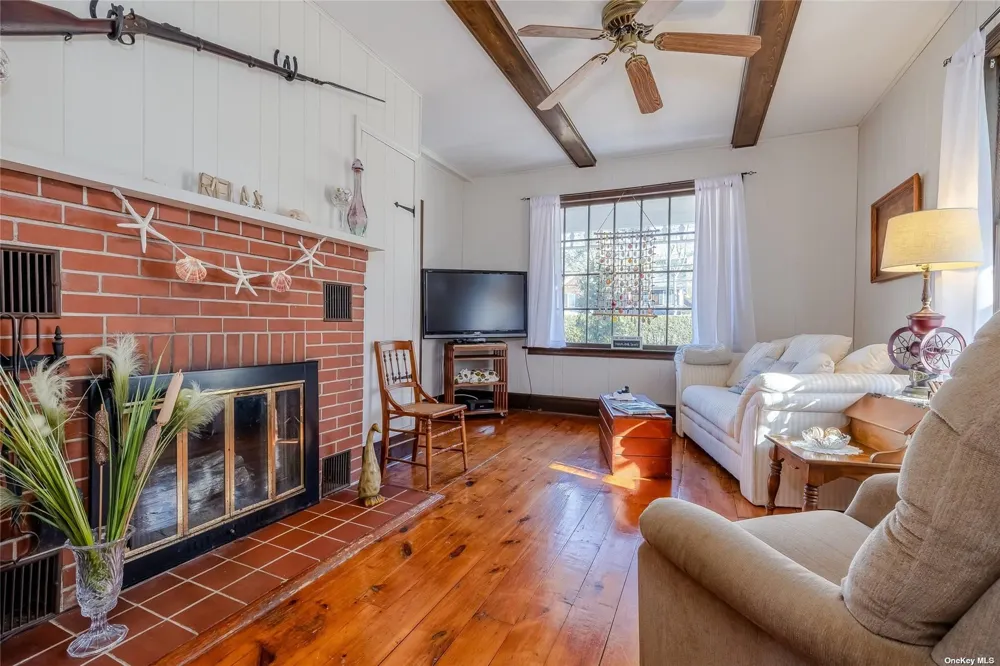 2055 Boisseau Avenue Southold, NY 11971