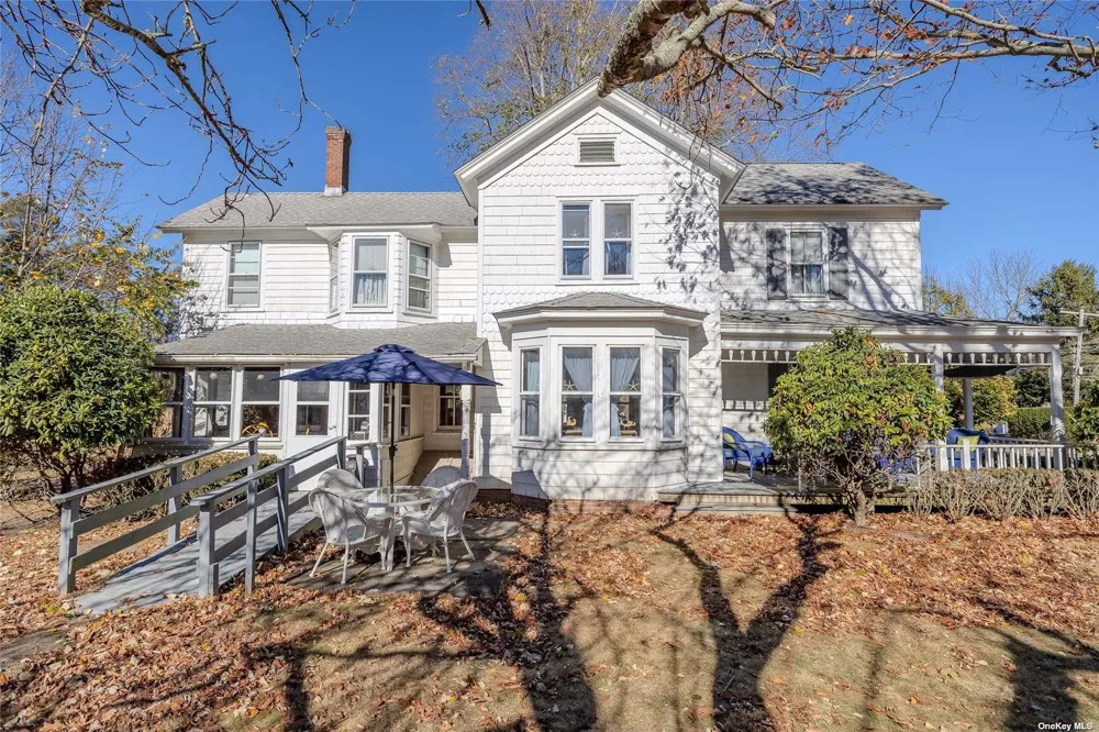 2055 Boisseau Avenue Southold, NY 11971