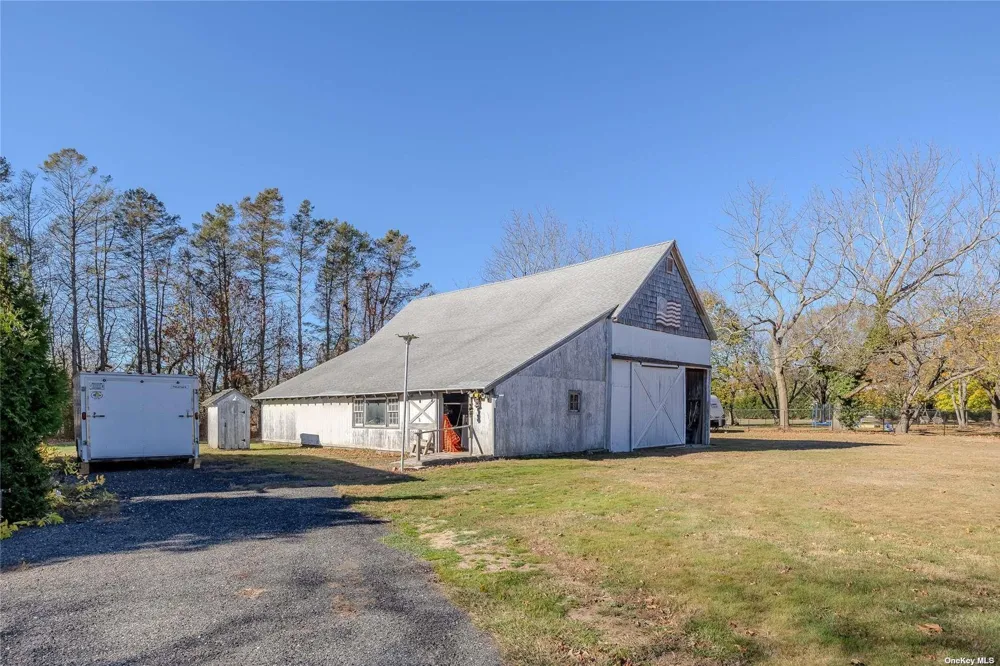 2055 Boisseau Avenue Southold, NY 11971