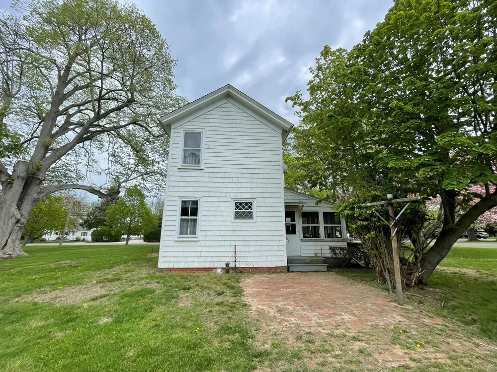 2055 Boisseau Avenue Southold, NY 11971