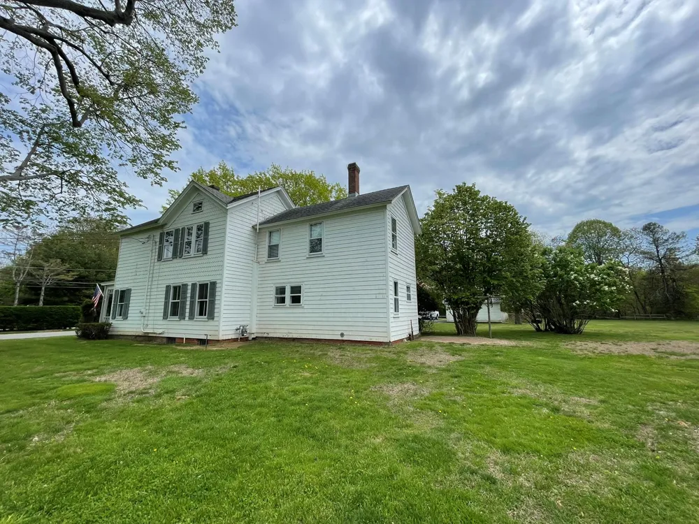 2055 Boisseau Avenue Southold, NY 11971