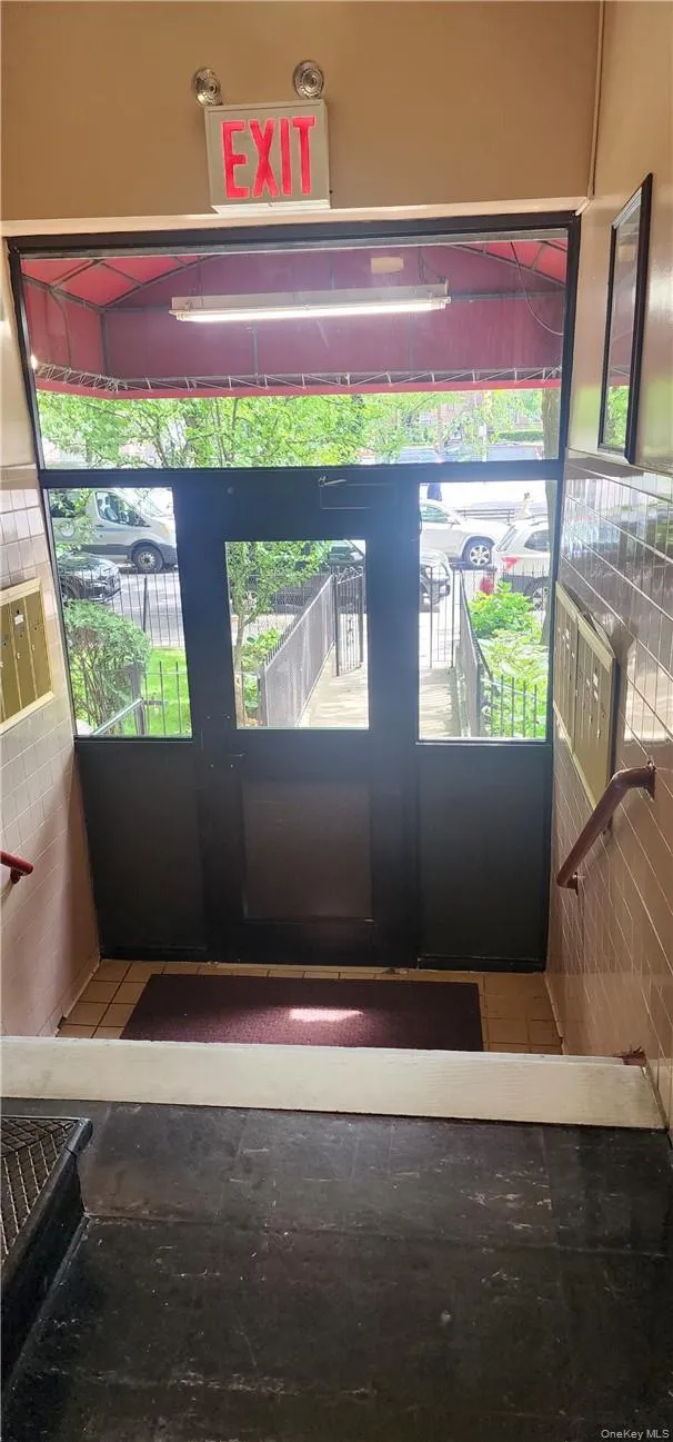 767 Eastern Parkway E #1B Brooklyn, NY 11213