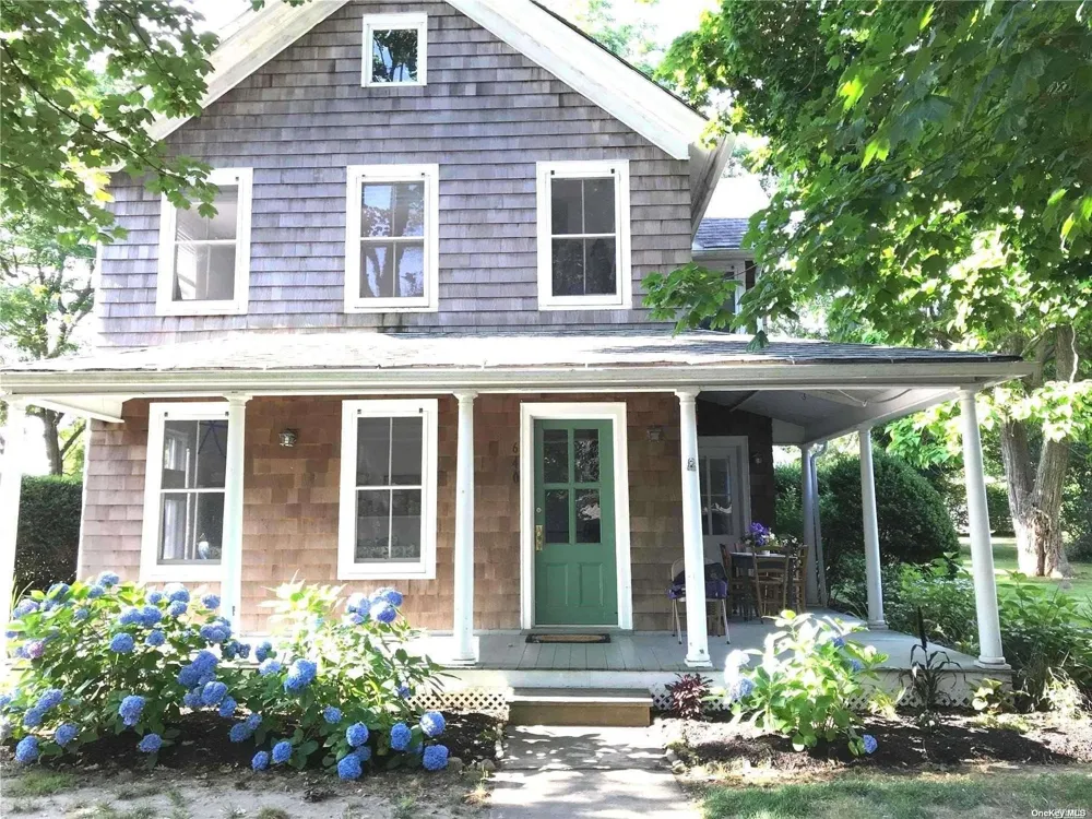 640 Orchard Street New Suffolk, NY 11956