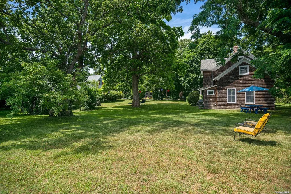 640 Orchard Street New Suffolk, NY 11956