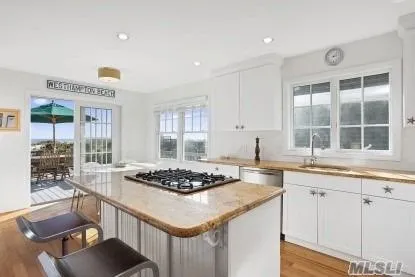 929 Dune Road Westhampton Dunes, NY 11978