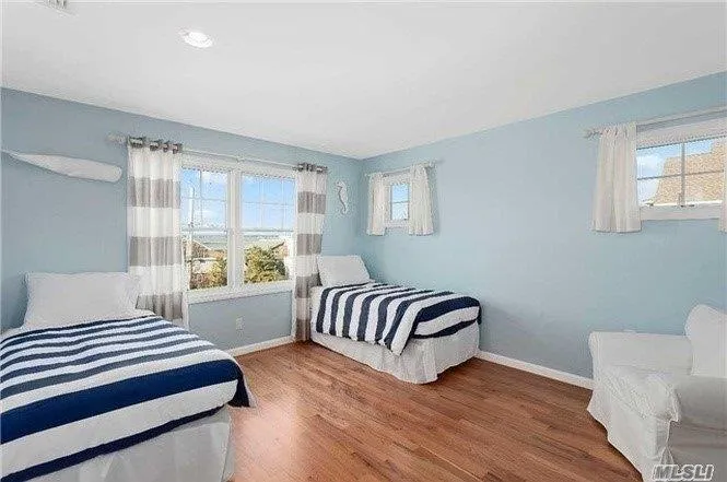 929 Dune Road Westhampton Dunes, NY 11978