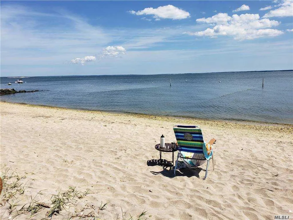 15 Downs Boulevard Jamesport, NY 11947
