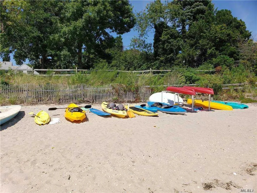 15 Downs Boulevard Jamesport, NY 11947