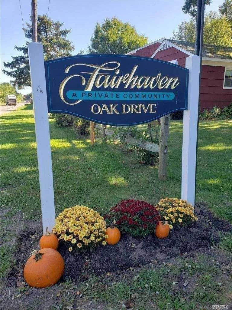 15 Downs Boulevard Jamesport, NY 11947