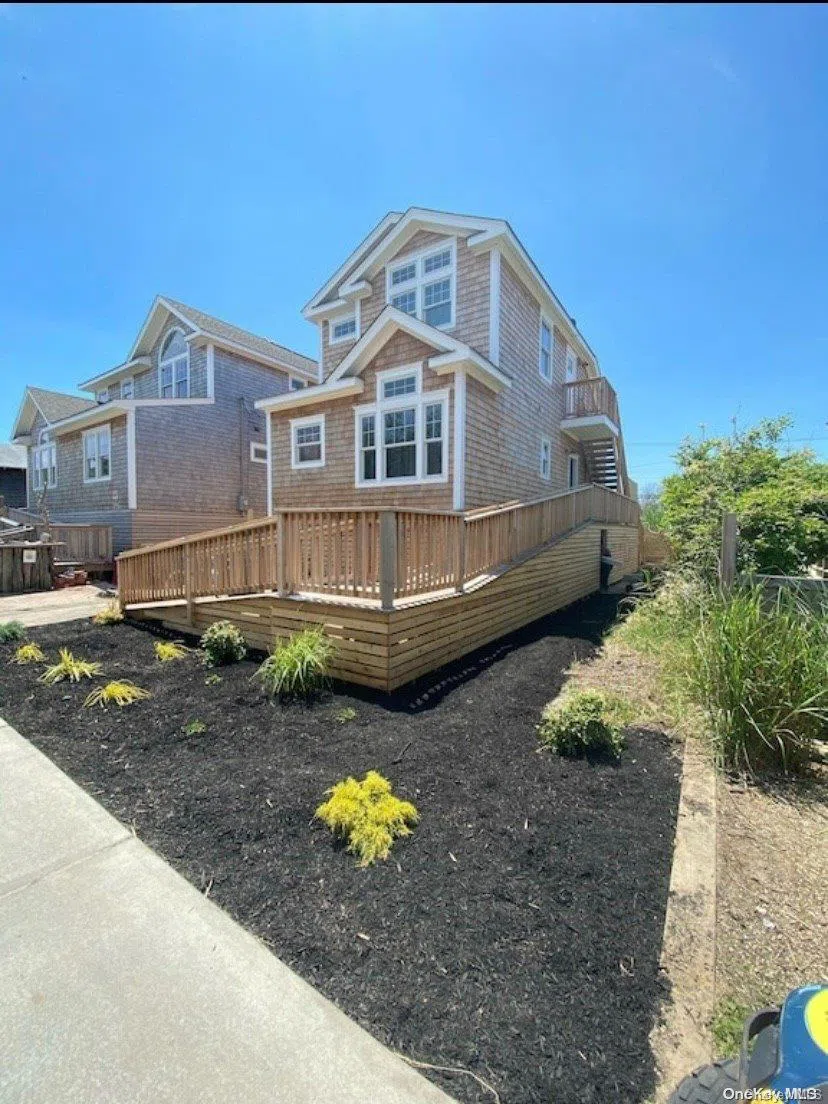 343 Dehnhoff Ocean Beach, NY 11770