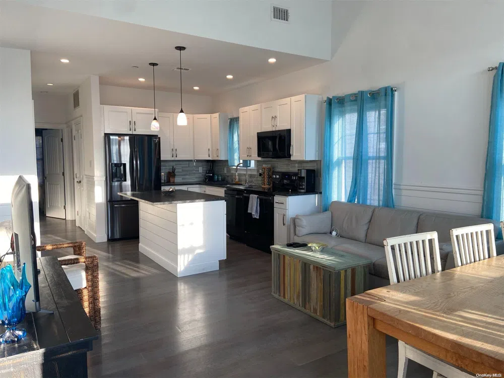 343 Dehnhoff Ocean Beach, NY 11770