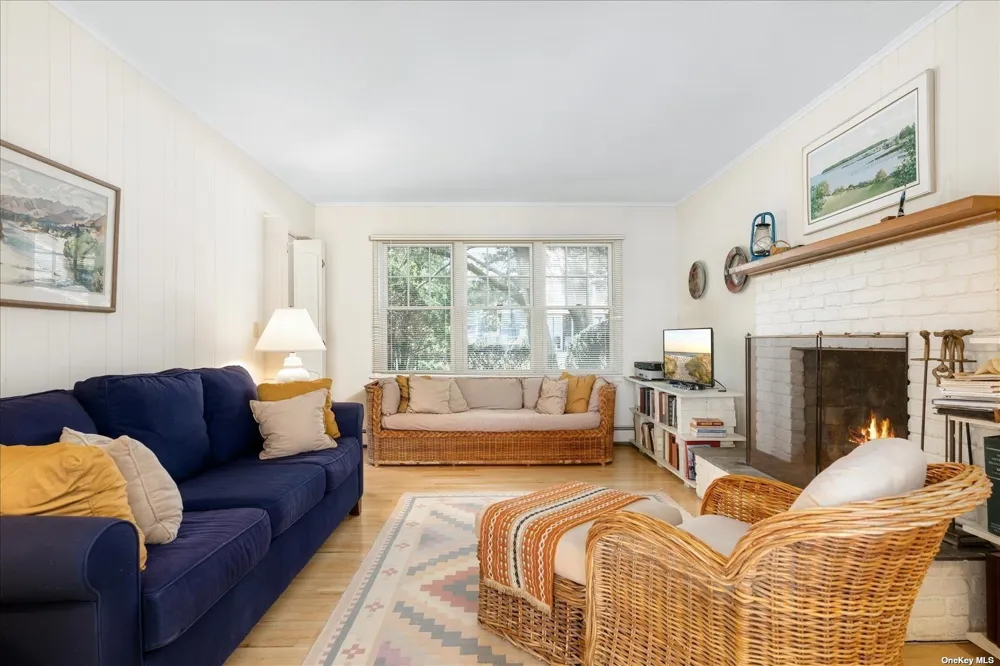 1155 Old Harbor Road New Suffolk, NY 11956