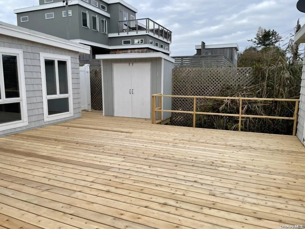 63 Thompson Ocean Bay Park, NY 11770