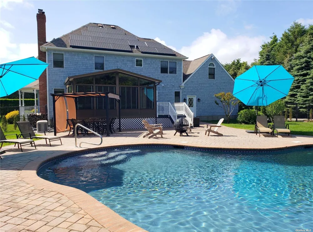 1275 The Esplanade Southold, NY 11971