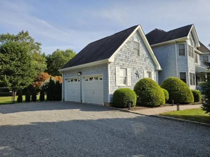1275 The Esplanade Southold, NY 11971