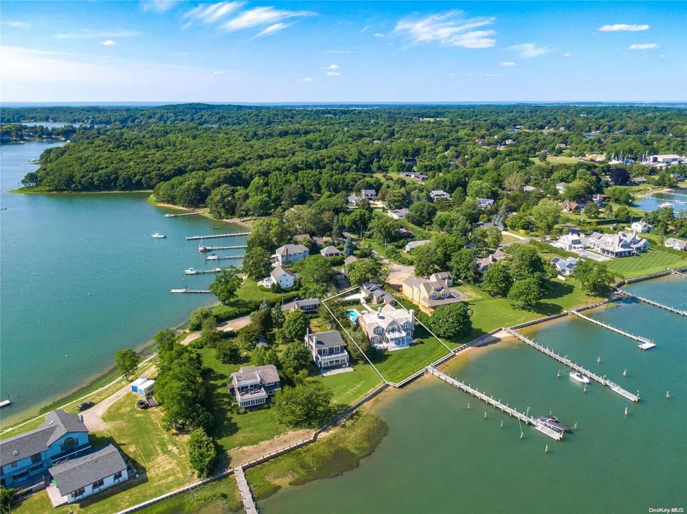 15 Montclair Avenue Shelter Island, NY 11964