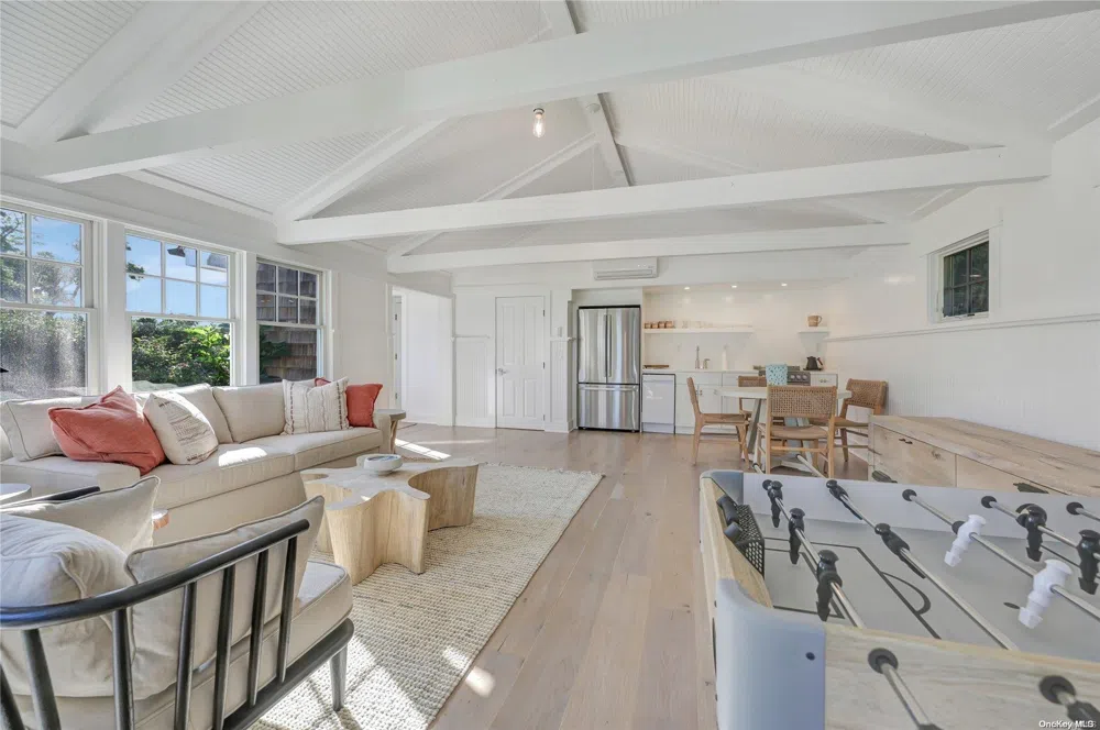 15 Montclair Avenue Shelter Island, NY 11964