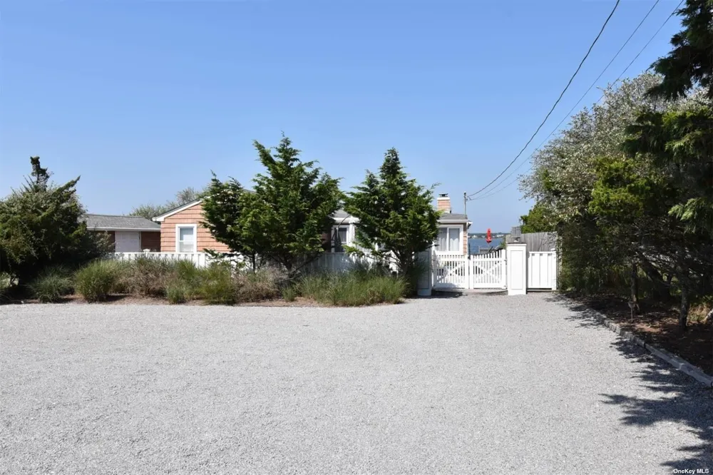 620 Dune Road Westhampton, NY 11977