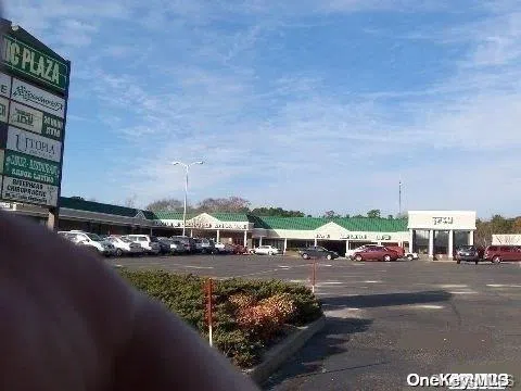 25/58 NYS (52 Main Rd) Route Riverhead, NY 11901