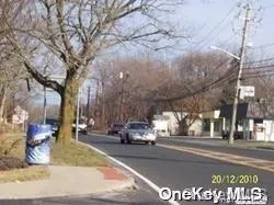 25/58 NYS (52 Main Rd) Route Riverhead, NY 11901