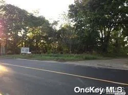 25/58 NYS (52 Main Rd) Route Riverhead, NY 11901