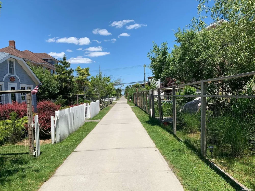 120 Bungalow Walk Ocean Beach, NY 11770