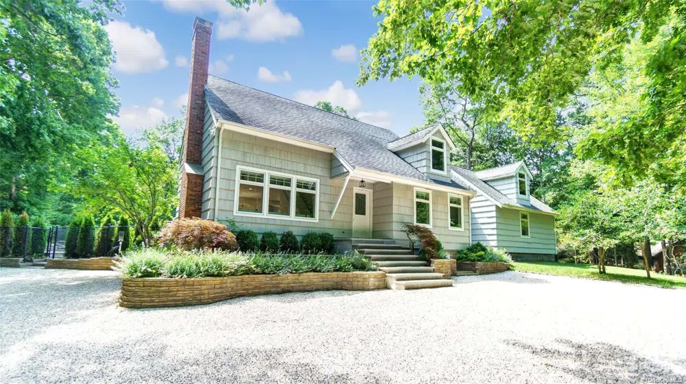 4 Scrimshaw Drive Southampton, NY 11968