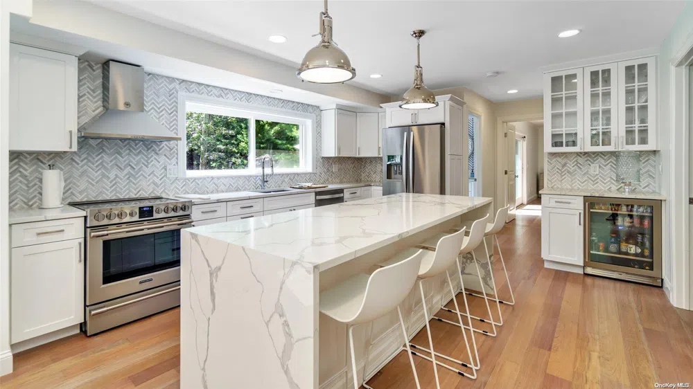 4 Scrimshaw Drive Southampton, NY 11968