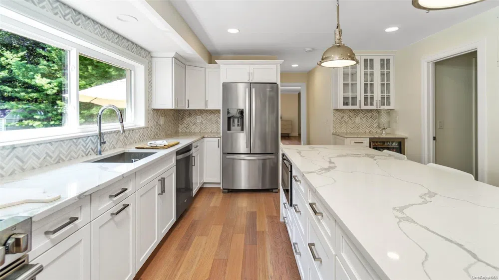 4 Scrimshaw Drive Southampton, NY 11968