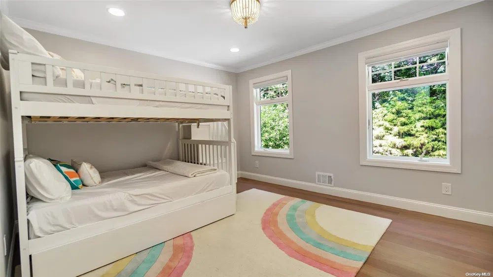 4 Scrimshaw Drive Southampton, NY 11968