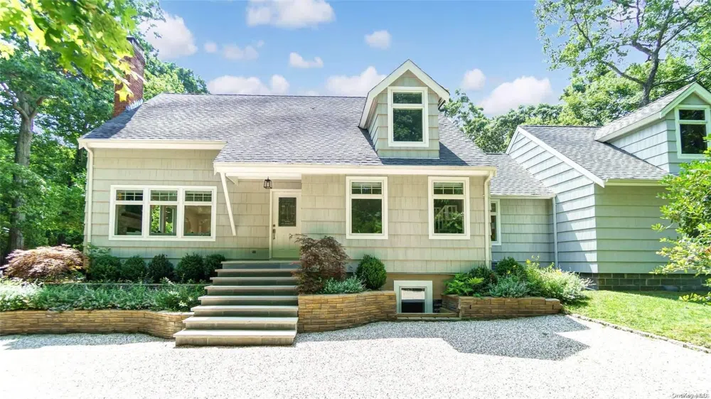 4 Scrimshaw Drive Southampton, NY 11968