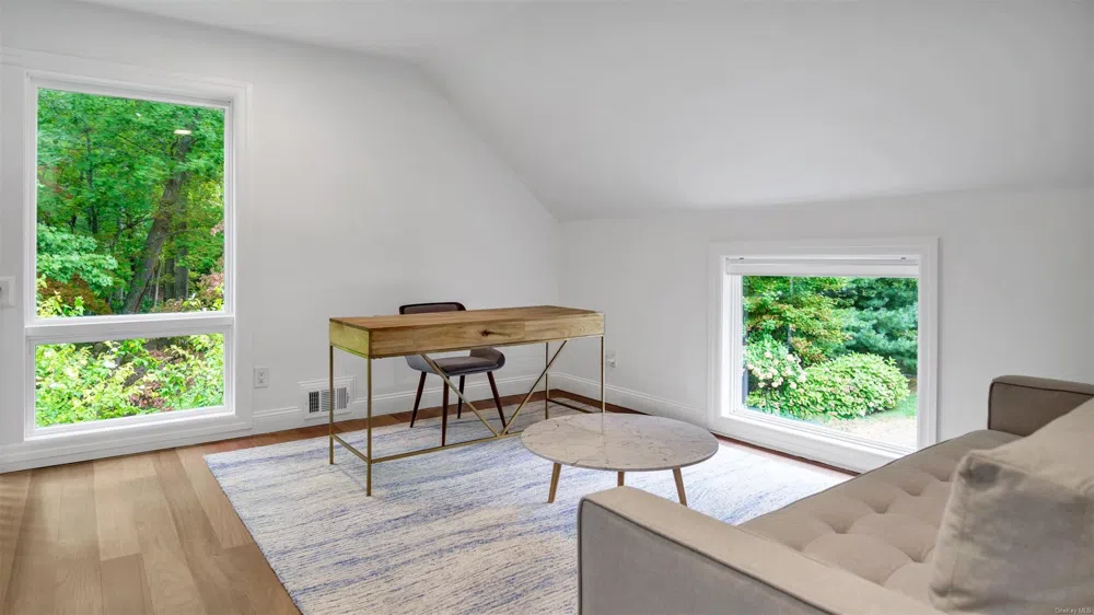 4 Scrimshaw Drive Southampton, NY 11968