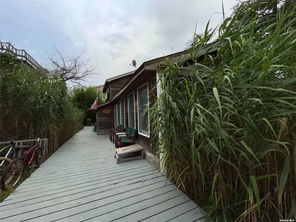 197 Cottage Walk Ocean Beach, NY 11770