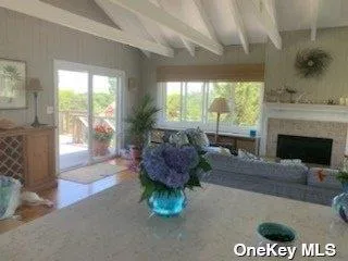 39 Midway Walk Atlantique, NY 11706