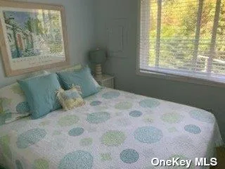 39 Midway Walk Atlantique, NY 11706