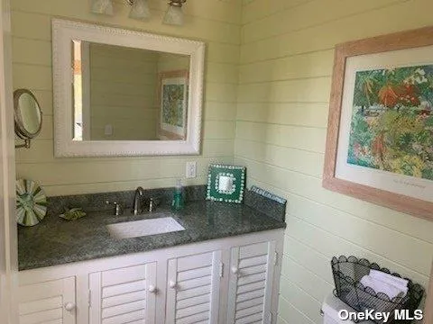 39 Midway Walk Atlantique, NY 11706