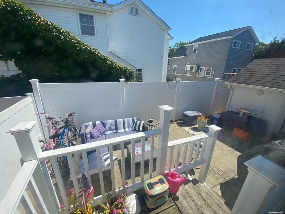 68 S Parkside Drive Point Lookout, NY 11569