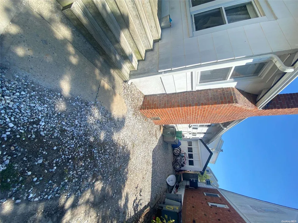68 S Parkside Drive Point Lookout, NY 11569