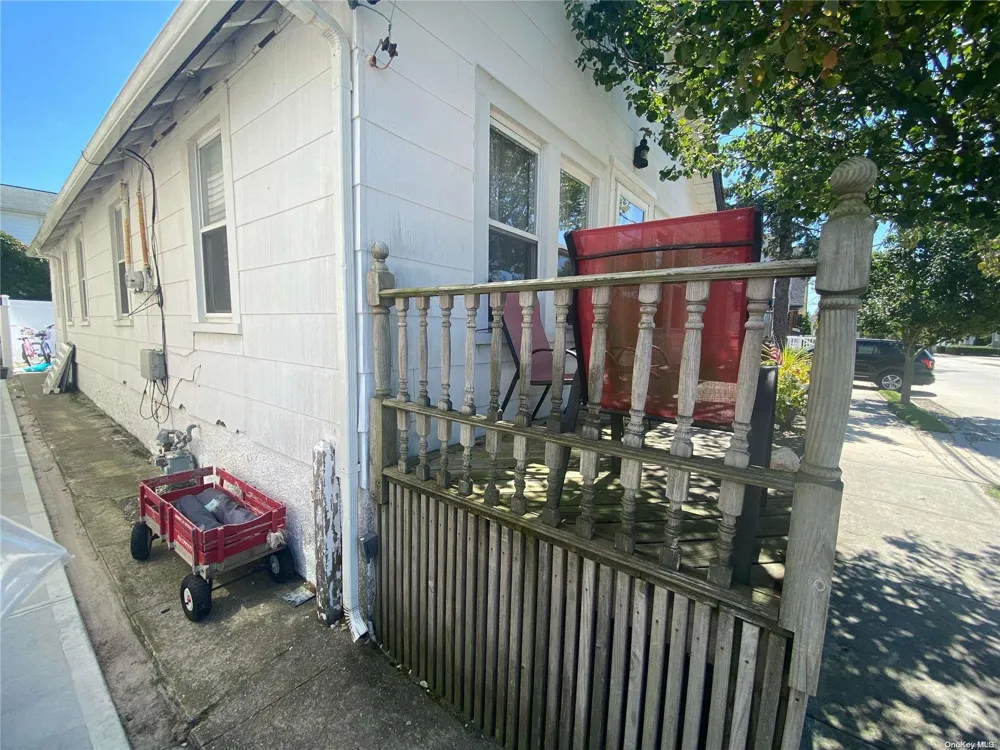 68 S Parkside Drive Point Lookout, NY 11569