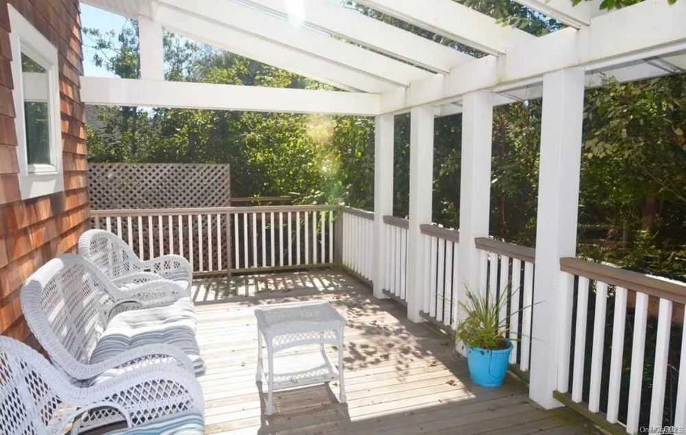 207 Wilmot Road Ocean Beach, NY 11770