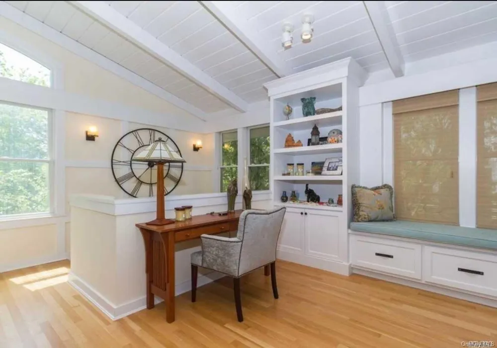 207 Wilmot Road Ocean Beach, NY 11770