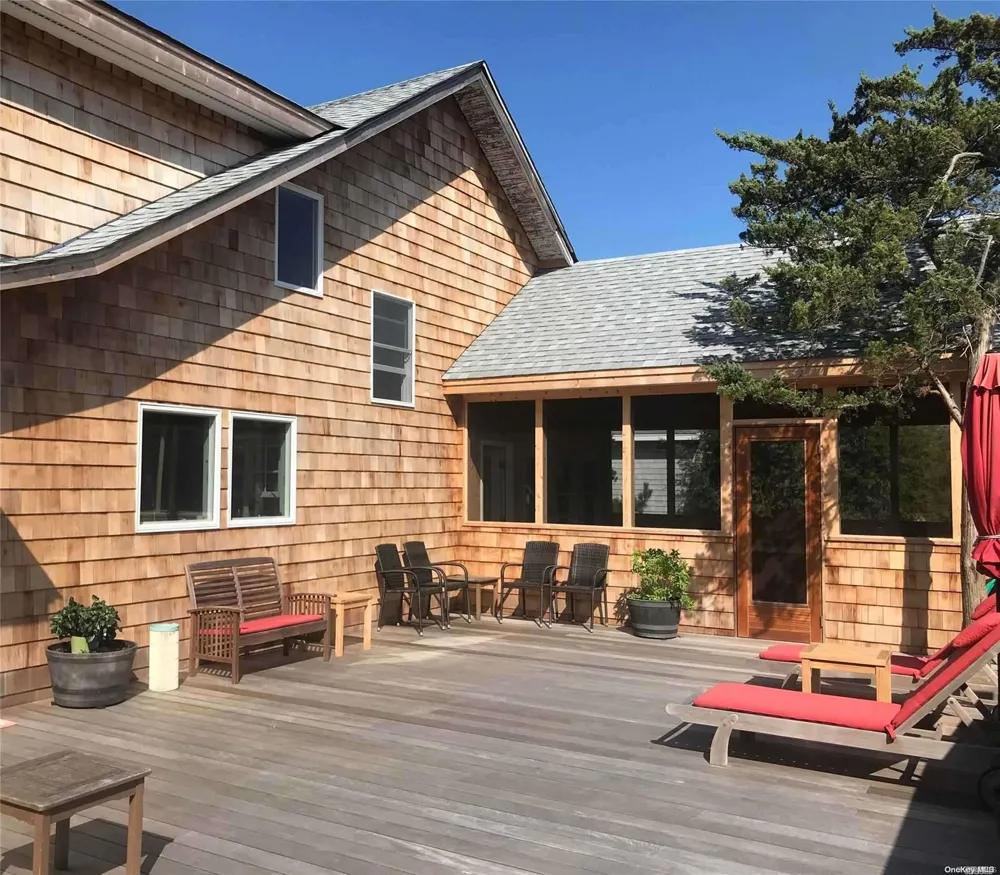 833 Evergreen Walk Ocean Beach, NY 11770