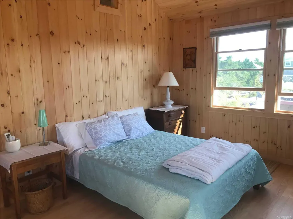 833 Evergreen Walk Ocean Beach, NY 11770