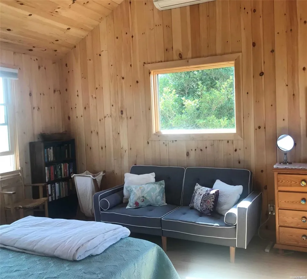 833 Evergreen Walk Ocean Beach, NY 11770
