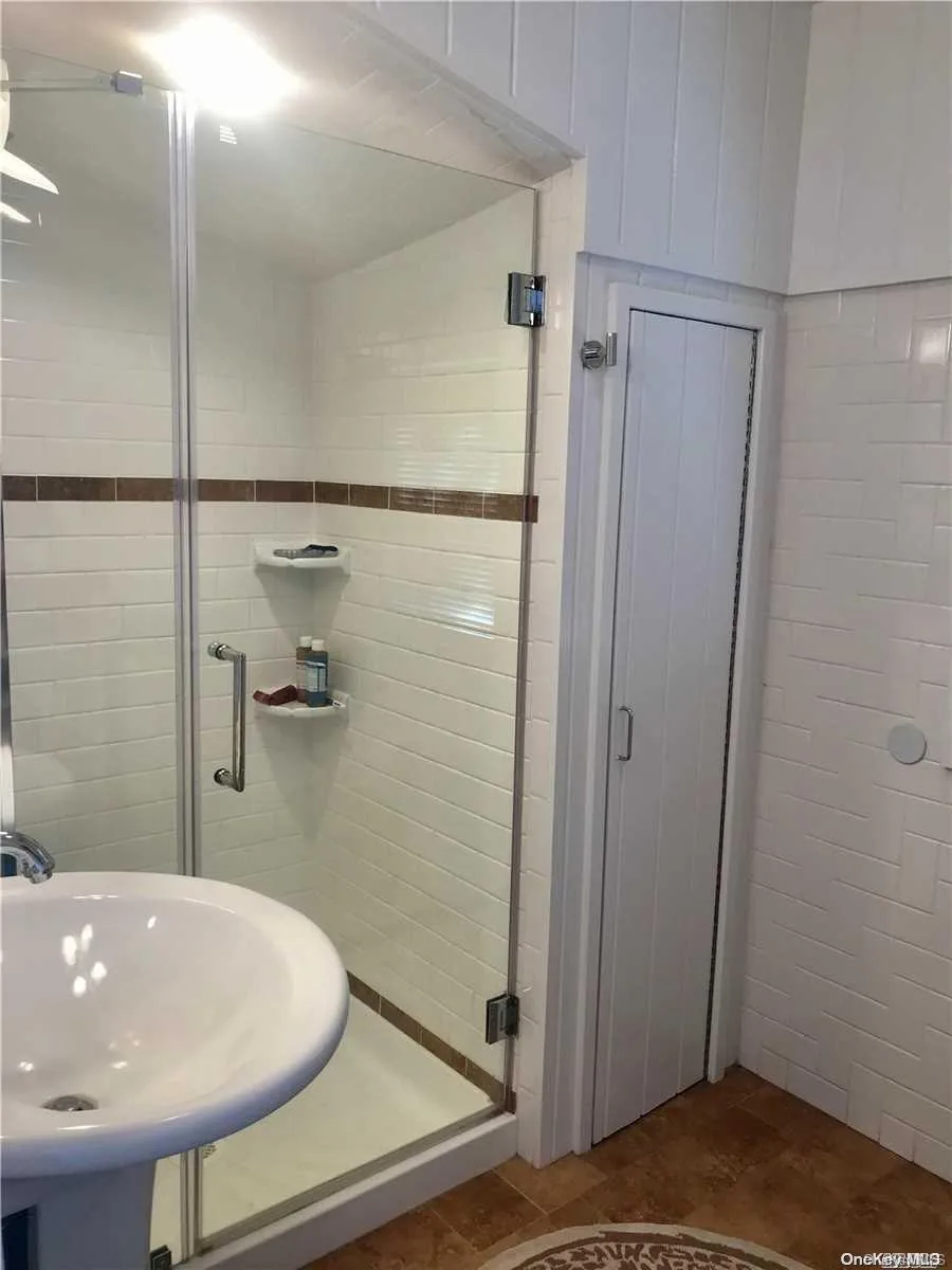 833 Evergreen Walk Ocean Beach, NY 11770
