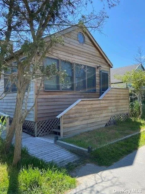 295 Cottage Walk Ocean Beach, NY 11770