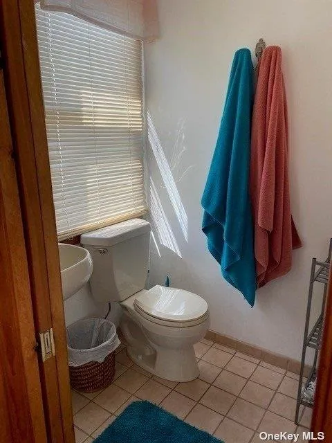 295 Cottage Walk Ocean Beach, NY 11770