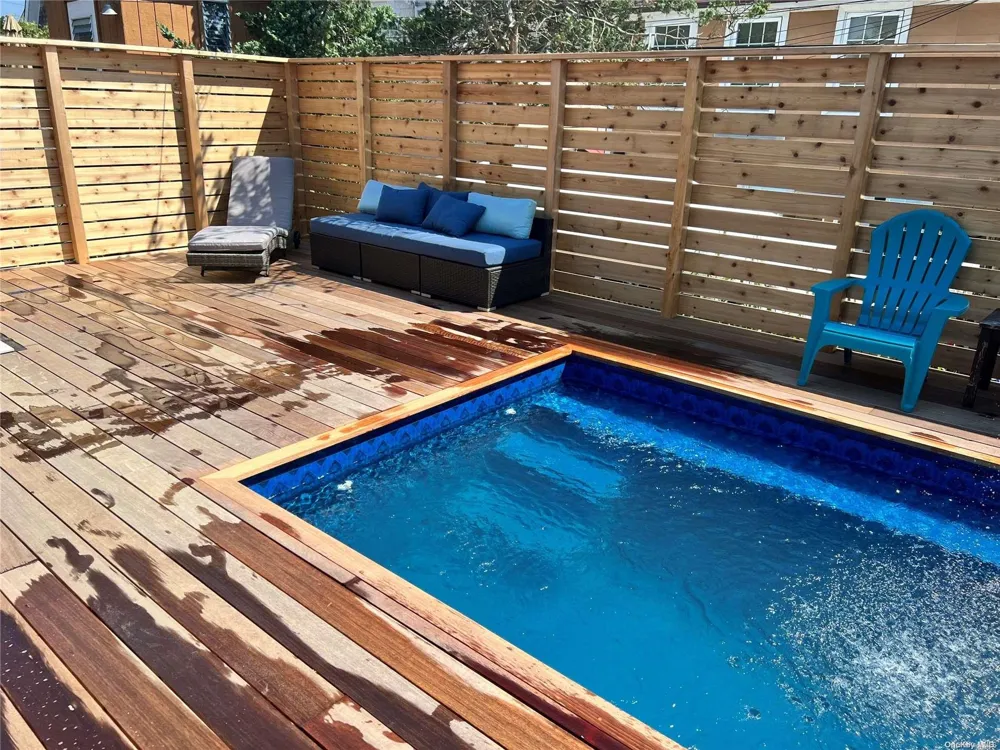 149 Bungalow Walk Ocean Beach, NY 11770