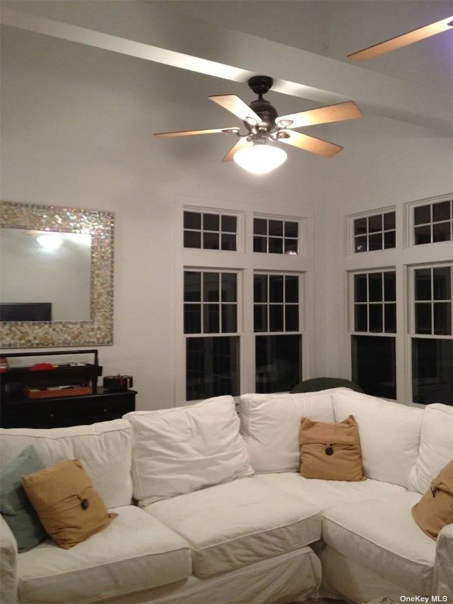 687 Ocean Breeze Ocean Beach, NY 11770