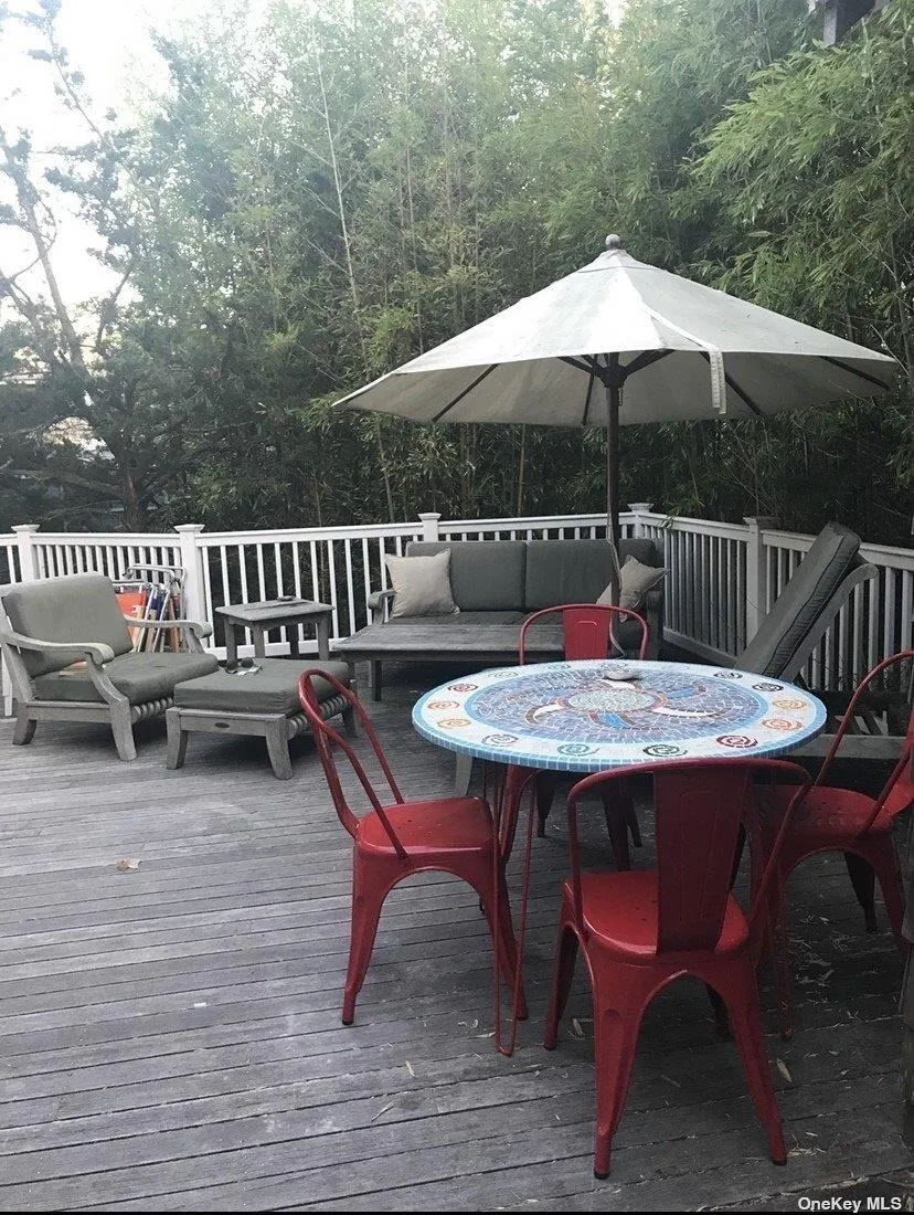 687 Ocean Breeze Ocean Beach, NY 11770